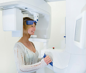 Woman receiving 3D cone beam scan